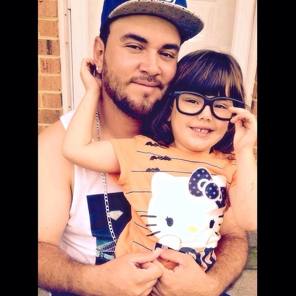 Meet your Posher, Luis - Picture 1 of 1